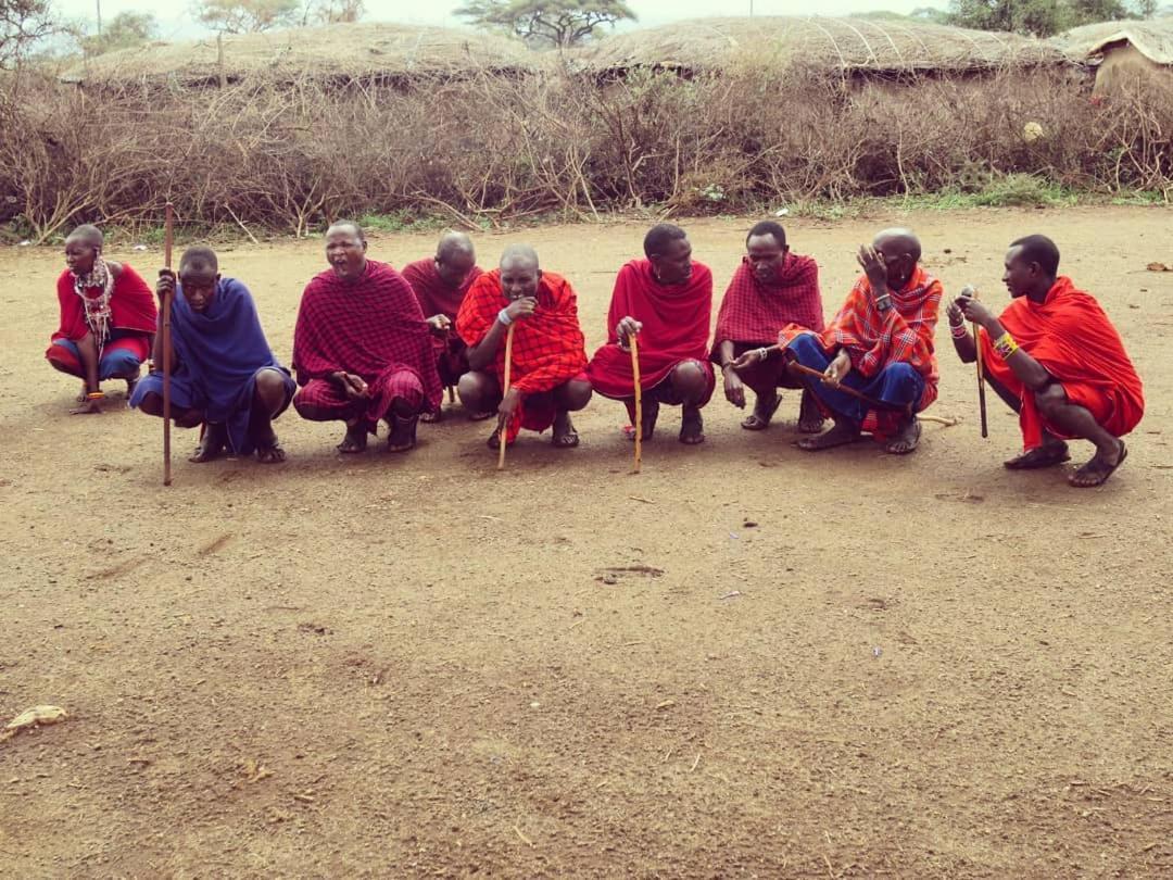 Amboseli Cultural Camping Eksteriør bilde